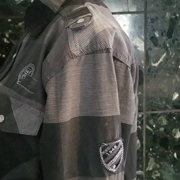 Boys button down - Picture 6 of 8